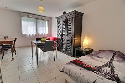 Reims, Studio, Secteur Av d'Epernay