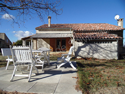 Maison a L Escale 5 pieces 110 m2 sur terrain de 2300m2