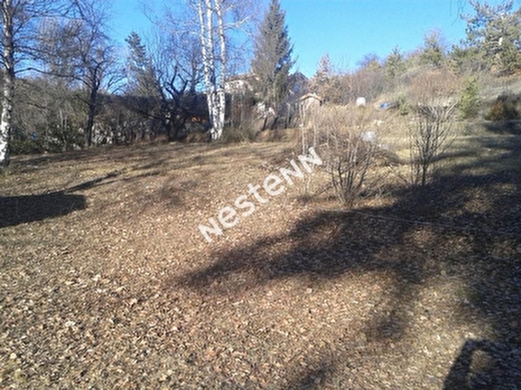 Terrain de 650 m2 a vendre a Tallard