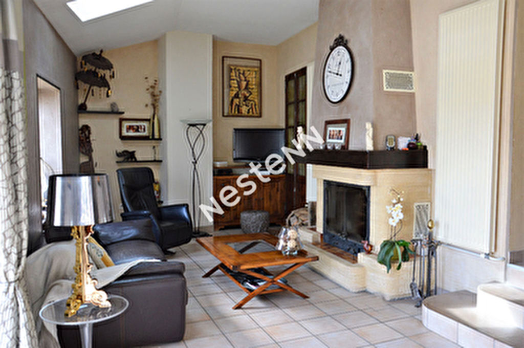 A vendre appartement de 6 pieces a la Saulce