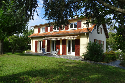 RAMONVILLE SAINT-AGNE MAISON T7 170M2 SUR TERRAIN DE 750M2