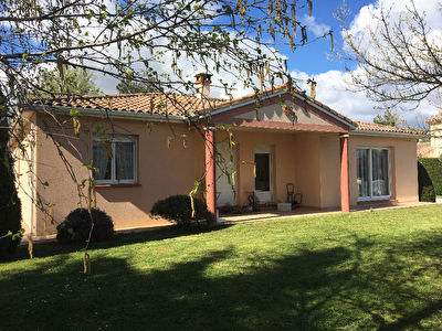 EXCLUSIVITE - AUZEVILLE-TOLOSANE MAISON DE PLAIN-PIED SUR UN TERRAIN DE 1000 M2 A VENDRE