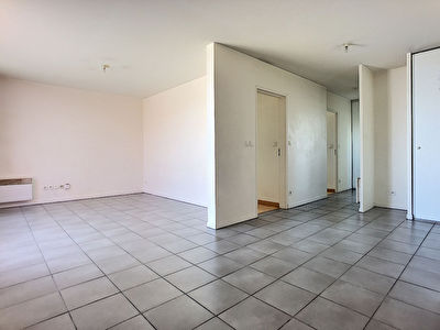 BLAGNAC APPARTEMENT T3 AVEC GRANDE TERRASSE A VENDRE