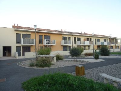 AUZEVILLE TOLOSANE APPARTEMENT T2 EN DERNIER ETAGE A VENDRE