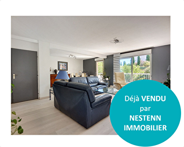 Grand appartement T4 de 125m2 en etage avec acsenseur, garage et parkings a vendre a Ramonville Saint-Agne