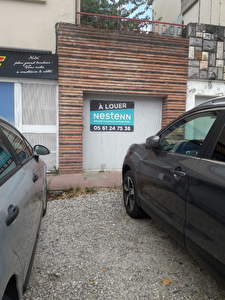 GARAGE A LOUER FACE LA MAIRIE DE CASTANET-TOLOSAN