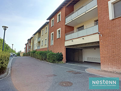 POMPERTUZAT - APPARTEMENT T3 AU 1ER ET DERNIER ETAGE AVEC TERRASSE ET PARKING EN SOUS-SOL A VENDRE