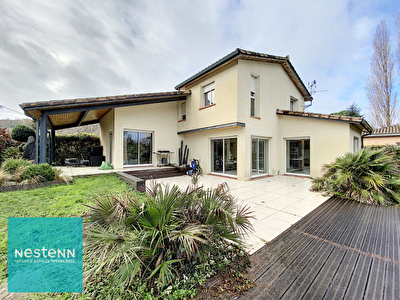 A louer Maison avec piscine Castanet Tolosan 5 pieces 171 m2