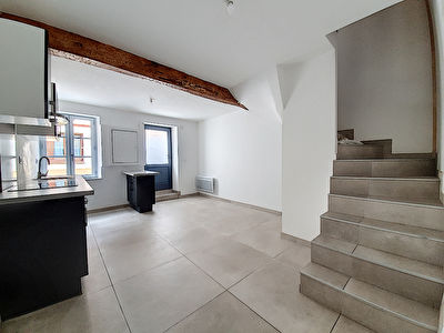 Exclusivite Nestenn. Maison de village T2bis entierement renovee a vendre au centre-ville de Castanet-Tolosan