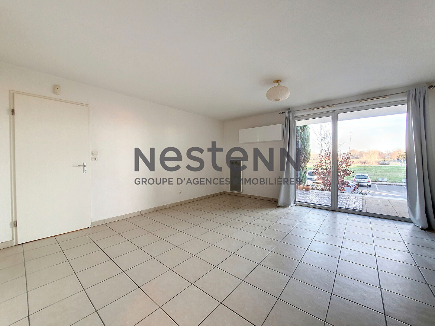 Exclusivite Nestenn immobilier. Face au Lac de