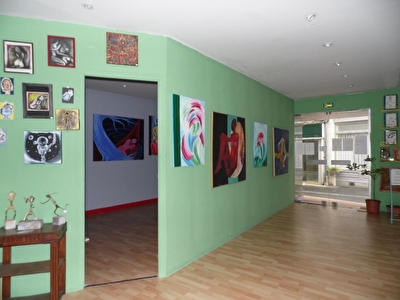 Maison centre de Thouars avec 6 chambres 250 m2 D2757