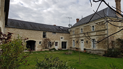 Maison de charme 15 Min MONTREUIL ET THOUARS D3695