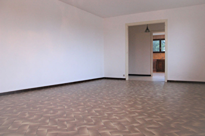 Pavillon avec vie de plain pied proche Bressuire D4147