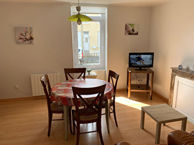 Maison Thouars de Plain pied, 3 pieces 61m2