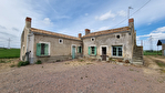 49700 DOUE LA FONTAINE - Maison
