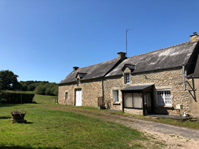 Maison en pierre a SERENT avec 5000 m2