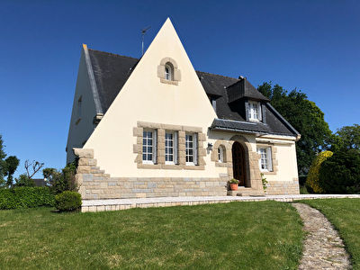 Maison neobretonne bourg Plumelec
