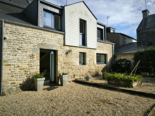 Trefflean bourg Maison T3 de 64.70 m2 en impasse