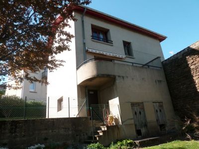 Maison de ville, 4 chambres a Saint Jean Bonnefonds