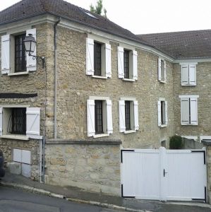 Maison Us 7 pieces 178 m2
