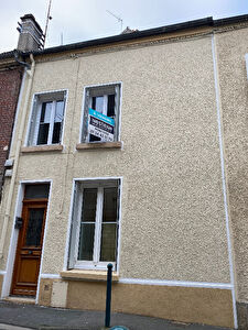 Maison de ville Pontoise CENTRE, 75 m2, proche gare et commodites