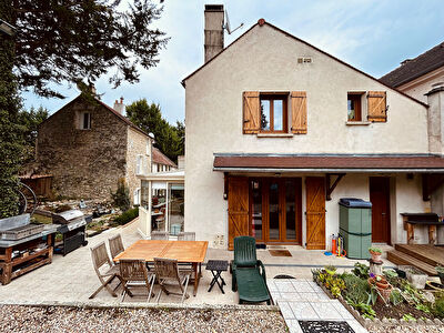 Ableiges Maison de 4 pieces 96.49 m2 + Maison de 3 pieces 46.04m2