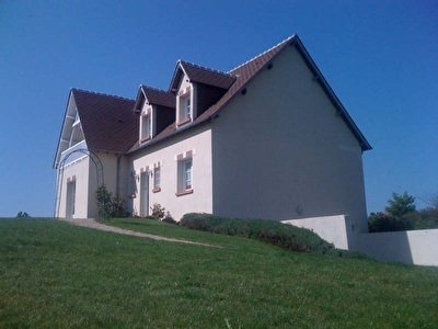 MAISON MONTEAUX - 8 pieces - 174,60 m2