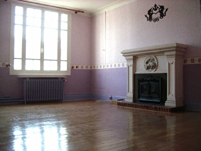 MAISON BOURGEOISE MONTRICHARD - 8 pieces - 200 m2