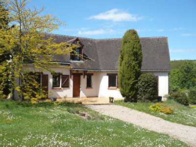 Maison de qualite ST OUEN LES VIGNES - 130 m2