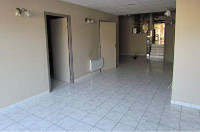 Local Commercial Amboise hyper centre