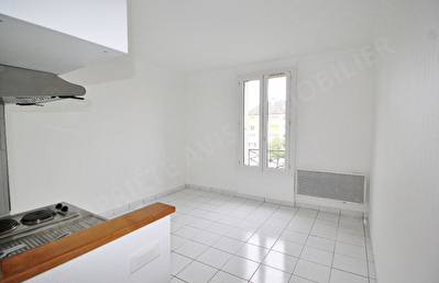 GARE LA GARENNE COLOMBES STUDIO 21 m2