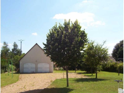 garage a rehabiliter MONTLOUIS SUR LOIRE - 2 pieces - 80 m2