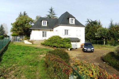 MAISON 169 m2 AZAY S/CHER, 4 chambres