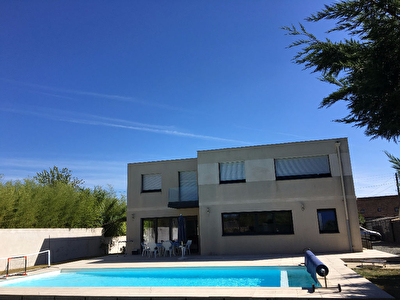 Maison de 220 m2 , 6 chambres LA RICHE