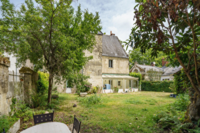 A 10 Minutes de Saint Avertin Maison de Maitre renovee avec vue sur Loire