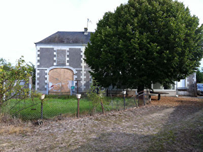 MAISON ANCIENNE SAVIGNY EN VERON - 7 pieces - 162 m2
