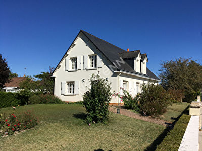 Maison Beaumont En Veron 6 pieces 152.50 m2