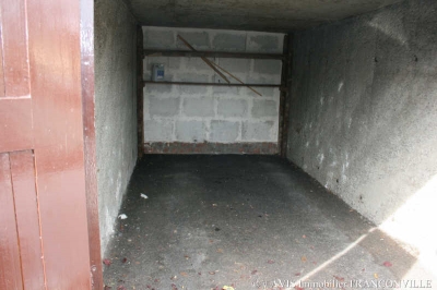 BOX SOUS IMMEUBLE FRANCONVILLE - 13,10 m2