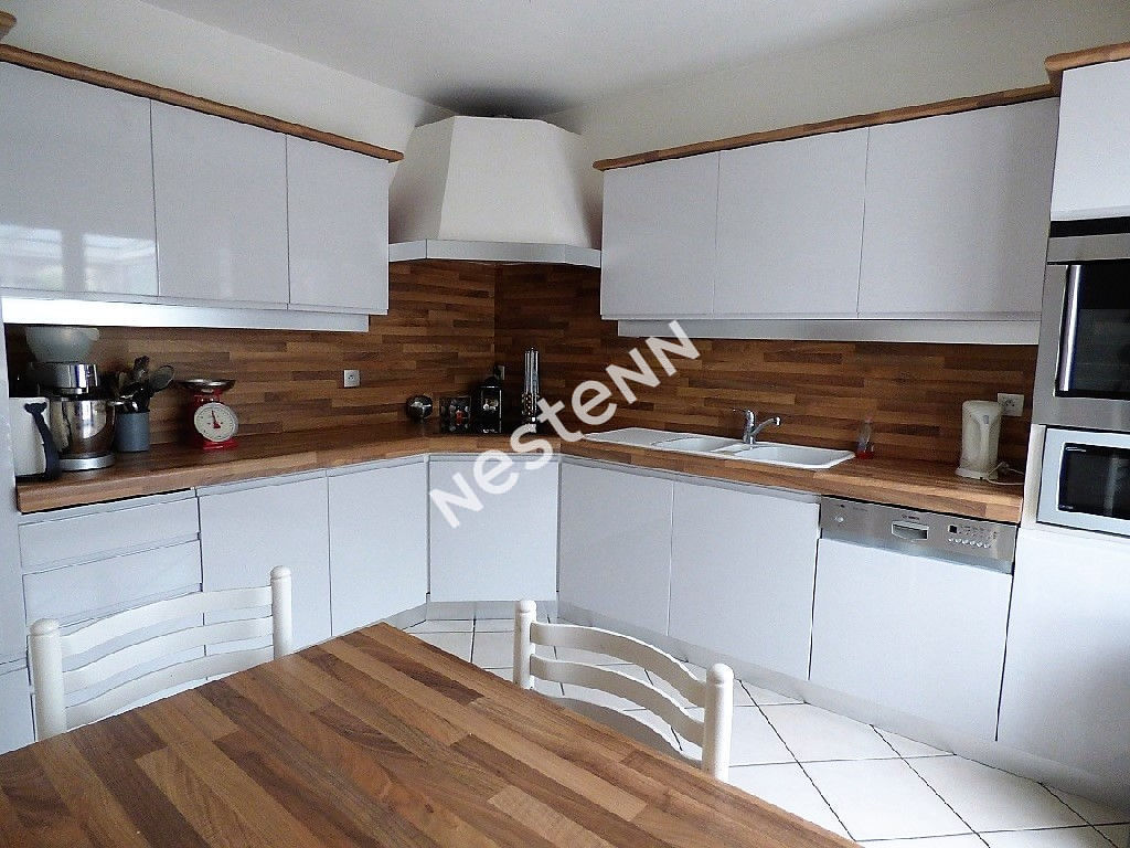photos n°1 Maison familiale de 5 pièces de 130 m² proche de toutes commodités