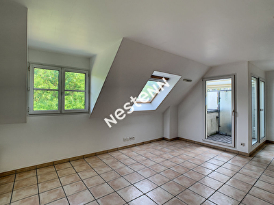 APPARTEMENT DUPLEX MONTIGNY LES CORMEILLES - 3 pieces A 5 minutes de la gare des commerces