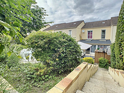 Maison Franconville 7 pieces 112 m2 Proche centre-ville