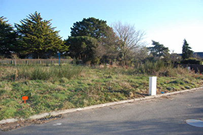 Terrain constructible ARZON - 671,00 m2