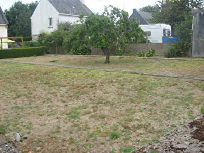 Terrain constructible NOYAL MUZILLAC - 400,00 m2
