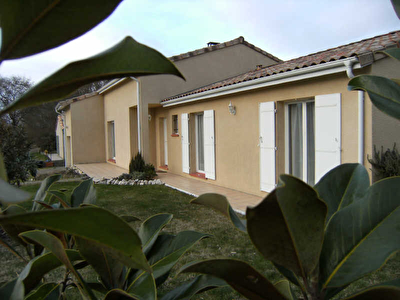 MAISON LAVERNOSE LACASSE - 5 pieces - 130 m2