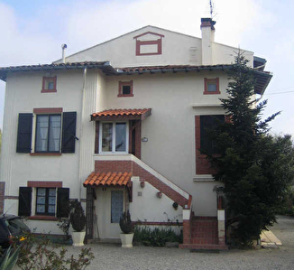 MAISON VERNET - 6 pieces - 200 m2