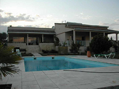 MAISON CONTEMPORAINE AUREVILLE - 7 pieces - 240 m2