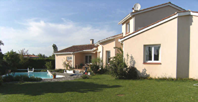 MAISON CONTEMPORAINE CUGNAUX - 7 pieces - 165 m2