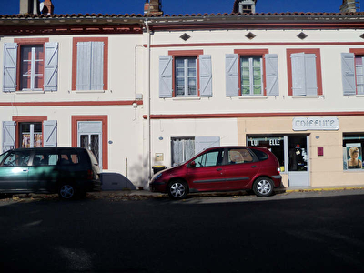 IMMEUBLE LOUE Muret - 8 pieces - 0 m2