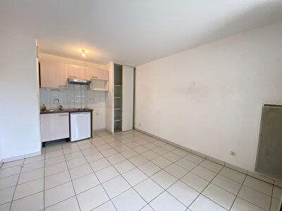 APPARTEMENT ROQUES - 2 pieces - 32,22 m2 - G249-LC