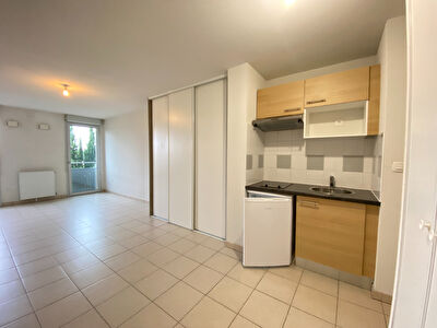 TOULOUSE 31100 - A louer T1 de 35 m2 - Ref G409-LC